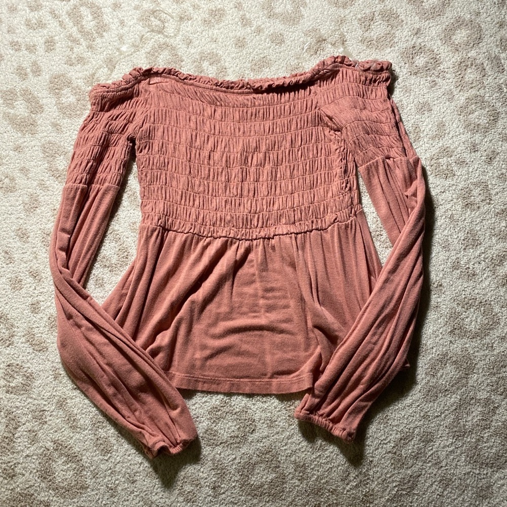 Off Shoulder Aéropostale Top